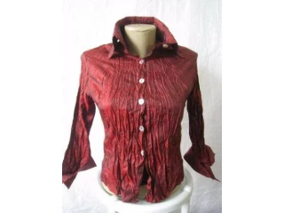 Рубашка блузка женская красная жатка