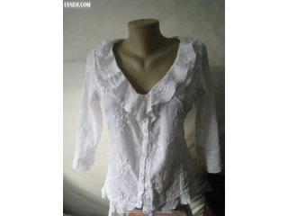 Белая блузка Жакет к платью или юбке с вышивкой и воланами